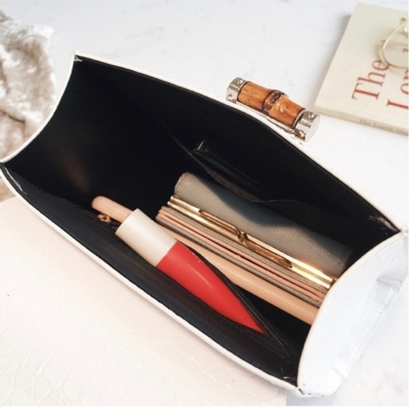 Leather Croc Pattern Crossbody Bag - Picture 8 of 8